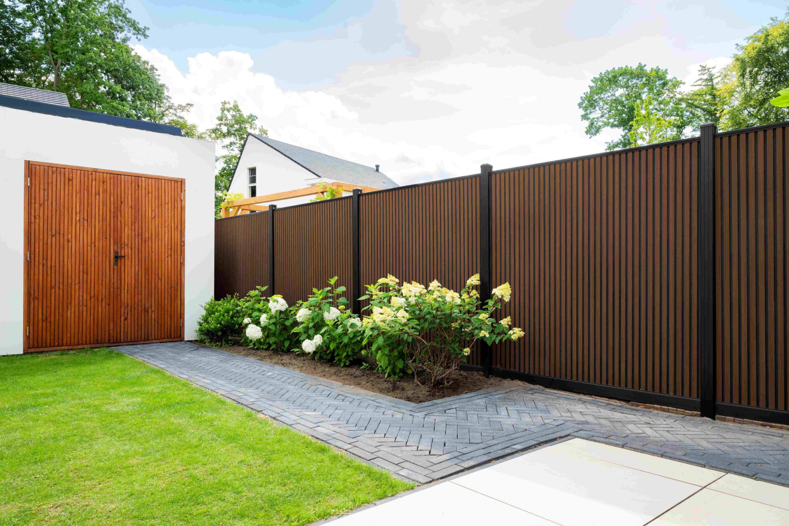 Composiet schutting Rhombus Walnoot Verticaal - Afbeelding 2